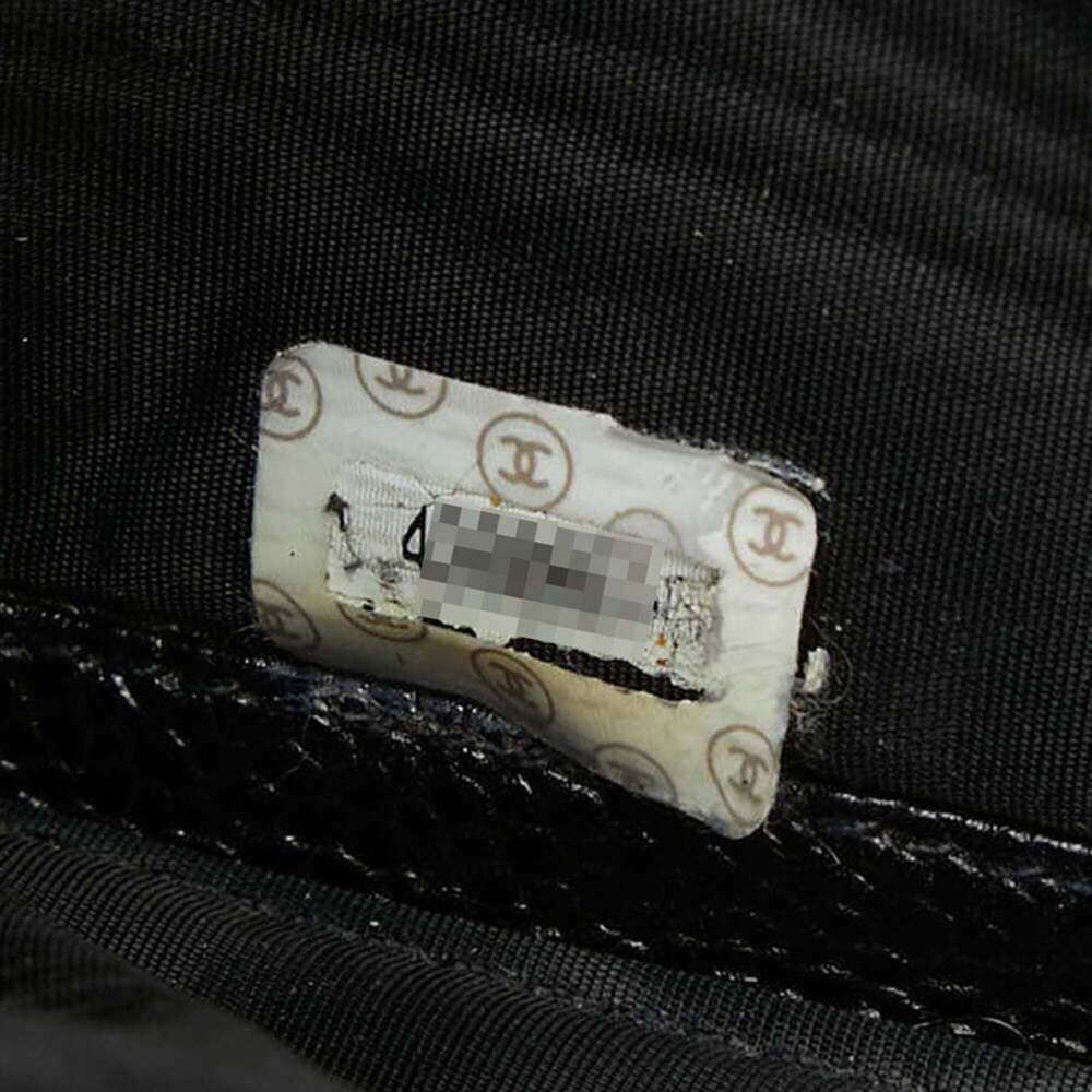 CHANEL Black Caviar Leather Logo Wallet - Picture 8 of 9